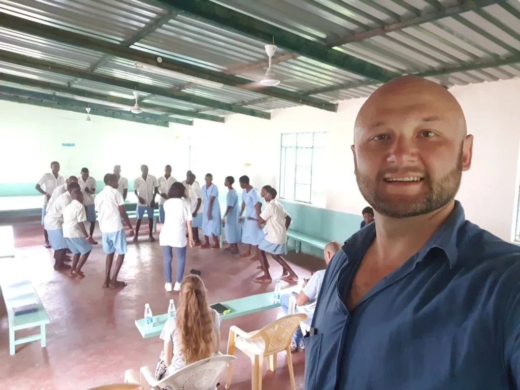 Тюремное служение Bring Life Mission в Малинди