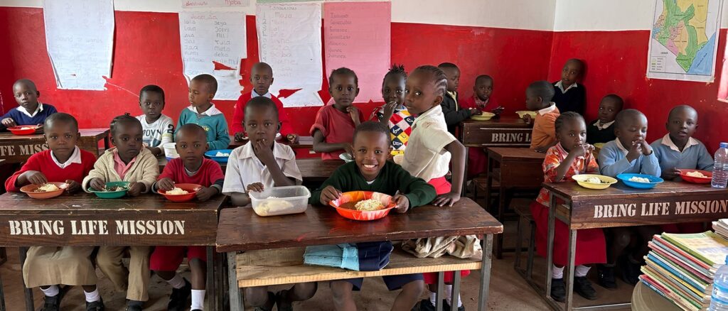 Free Meals for Children in Furunzi