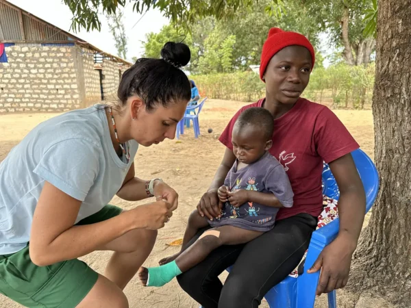 Bring Life Mission medical outreach serving a community in Kenya