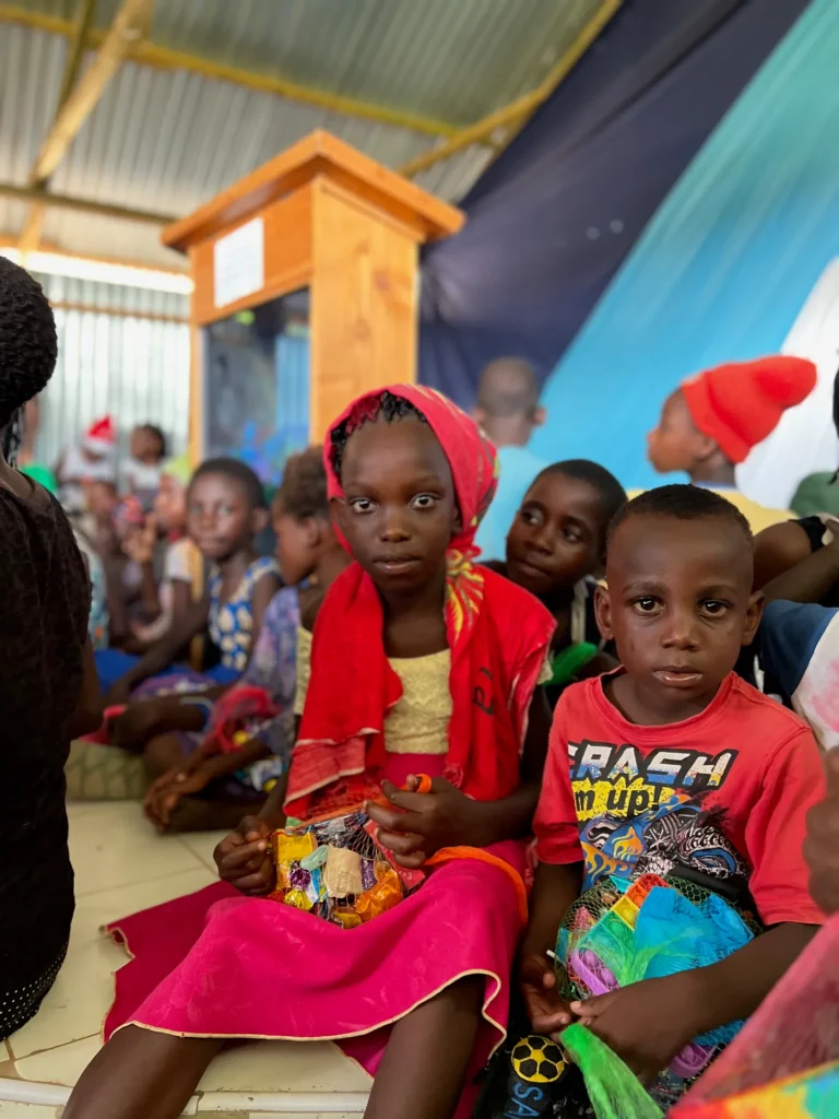 Рождественский праздник Bring Life Mission в Кении